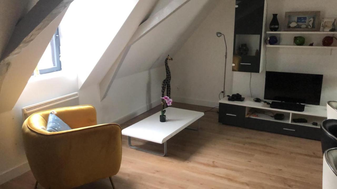 Logement Avec Deux Appartements Sur Deux Etages Wormhout Exterior photo