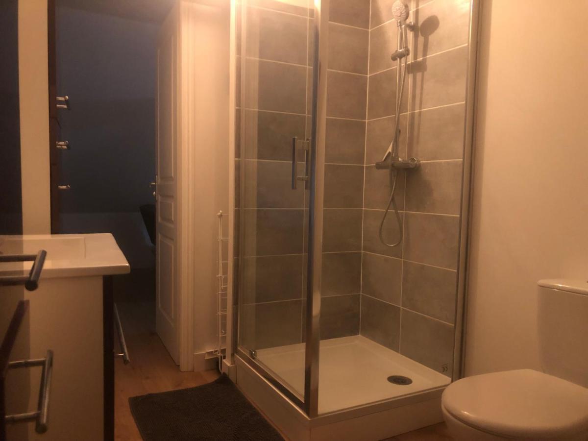 Logement Avec Deux Appartements Sur Deux Etages Wormhout Exterior photo